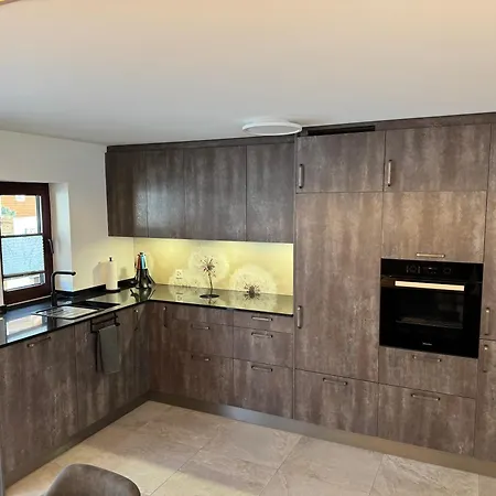 Und Appartments Eden Hotel 3*