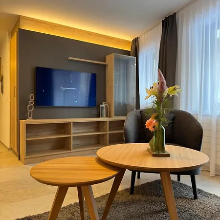 Und Appartments Eden