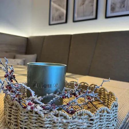 Und Appartments Eden Отель