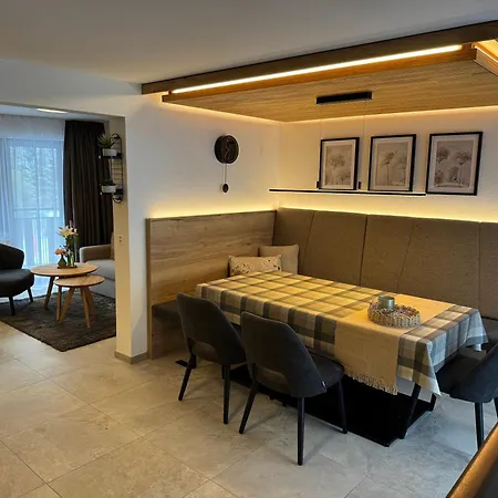 Und Appartments Eden 3*