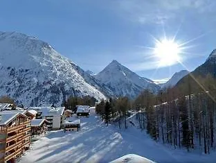 Und Appartments Eden Hotel