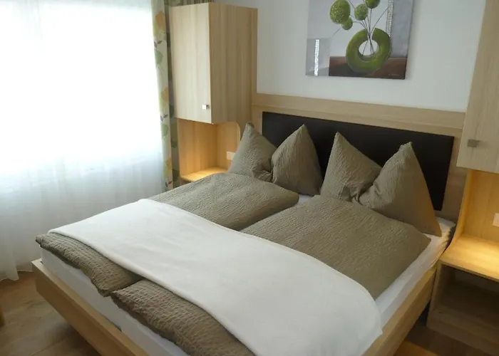 Und Appartments Eden Hotel Saas-Grund