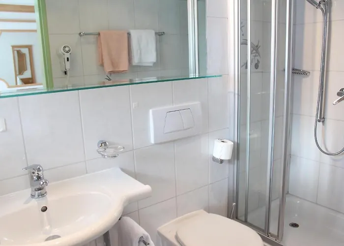 Und Appartments Eden Saas-Grund