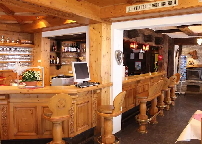 Und Appartments Eden Hotel