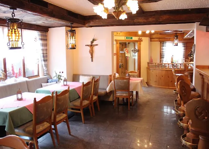 Und Appartments Eden 3*