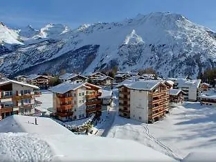 Und Appartments Eden 3*