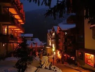 Und Appartments Eden 3*