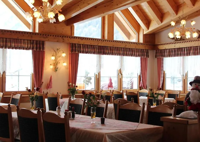Und Appartments Eden 3* Saas-Grund